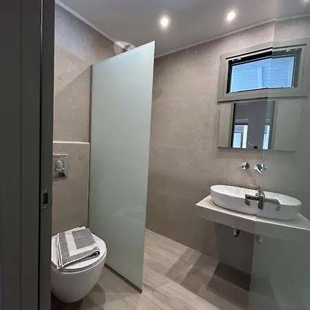 Elisavet Aparthotel 3*