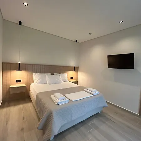 Aparthotel Elisavet *