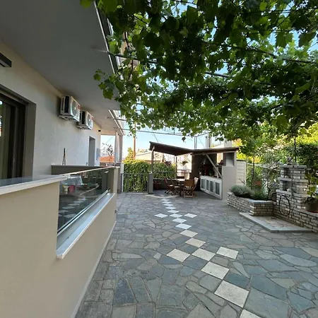 Elisavet Aparthotel